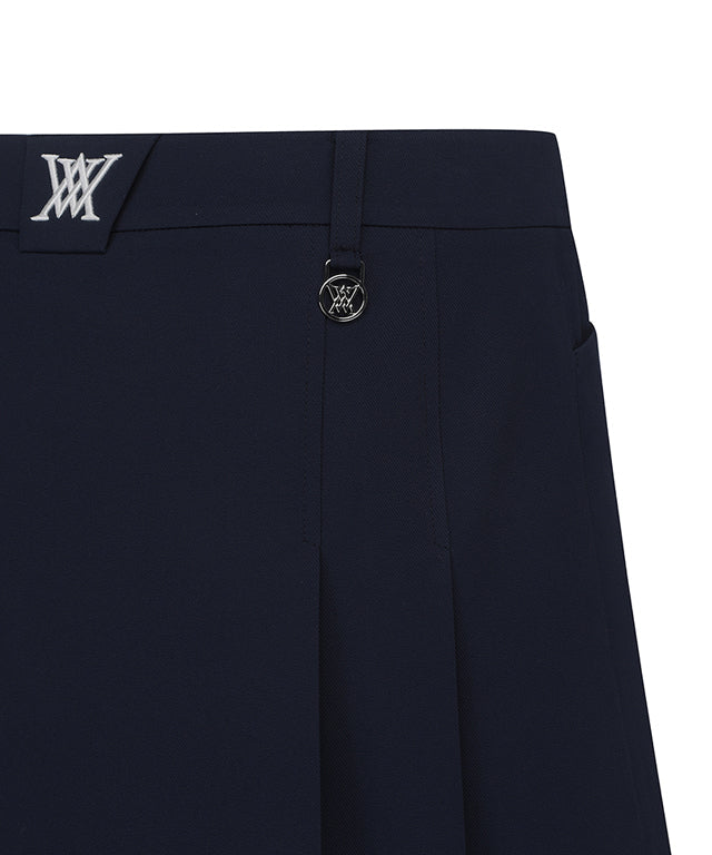 Valeria Golf: Women Half Pleats Under Line Point Skirt - Navy