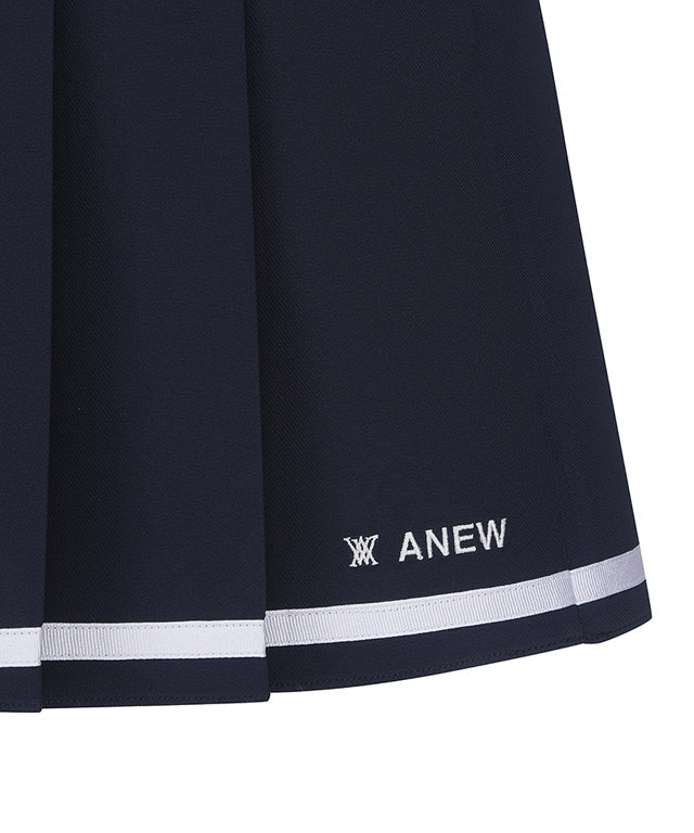 Valeria Golf: Women Half Pleats Under Line Point Skirt - Navy