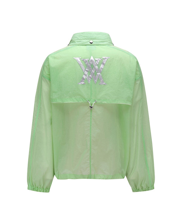 Valeria Golf:  Stingray Fit Windbreaker Jacket