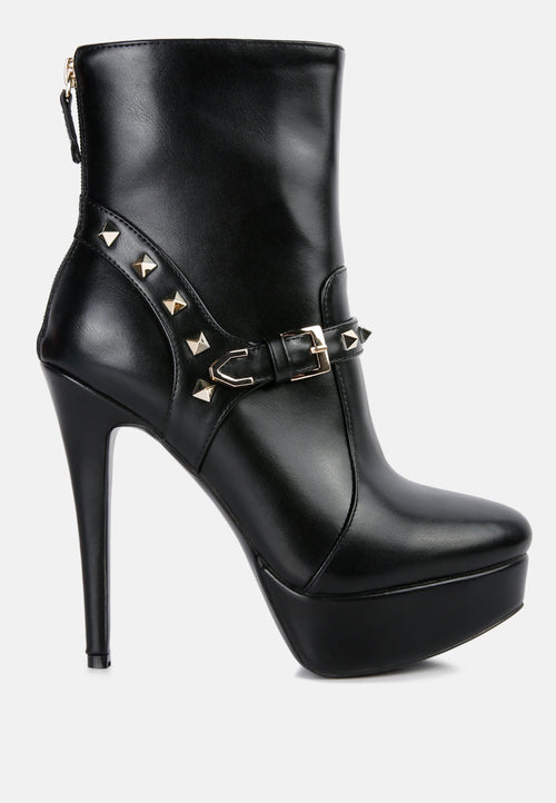 It Girl Leather Ankle Boot